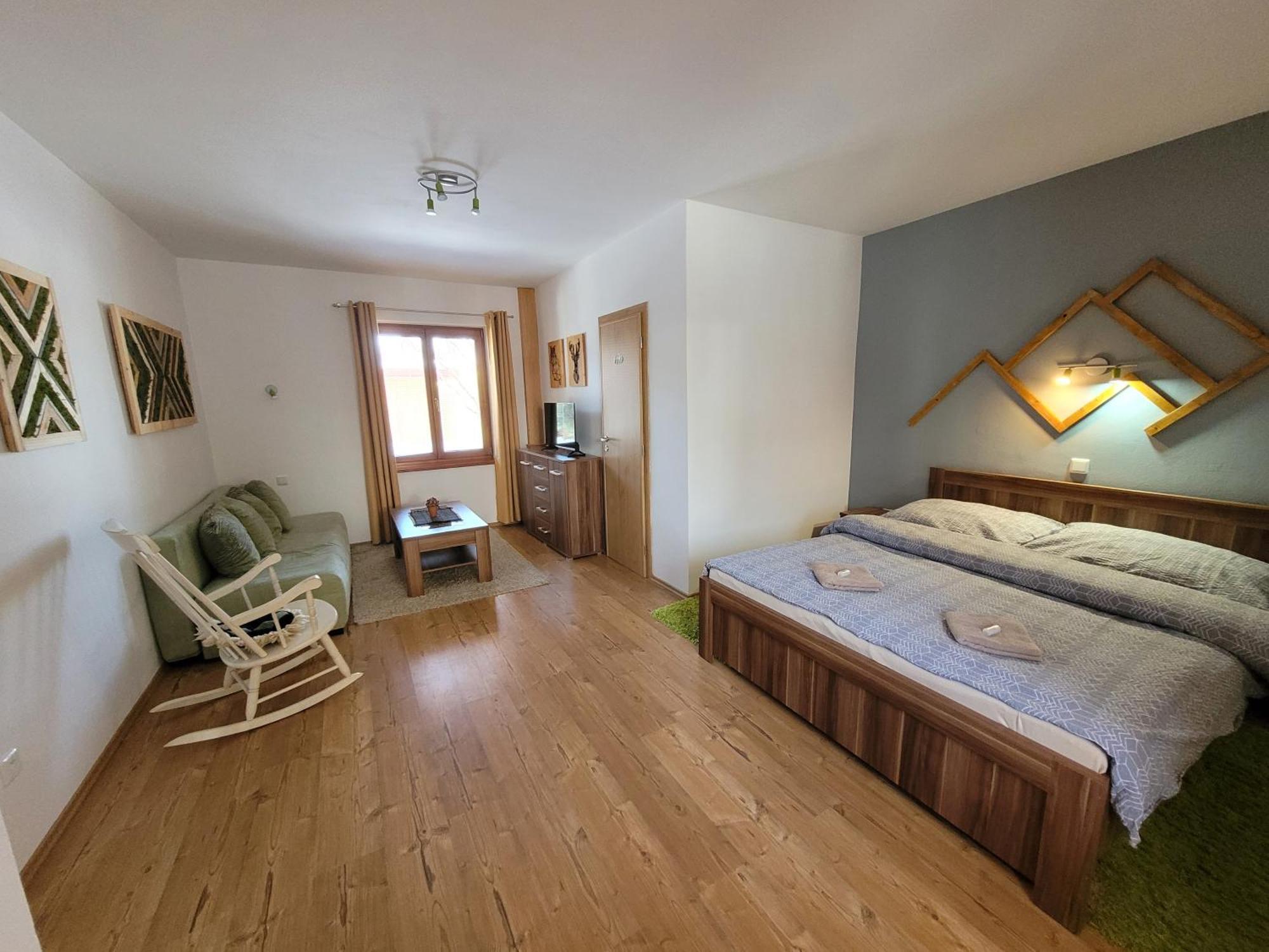 Family House - Apartmany Zuzana Stará Lesná Buitenkant foto